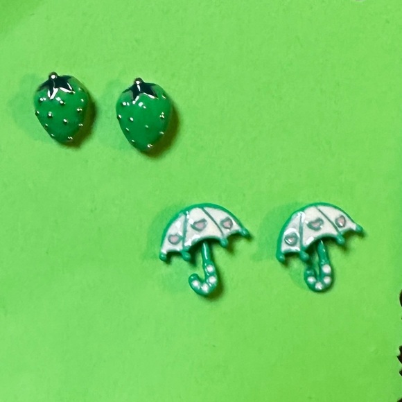 Strawberry Picking / Mothers Day April May earrings - small studs berry umbrella - Picture 2 of 11